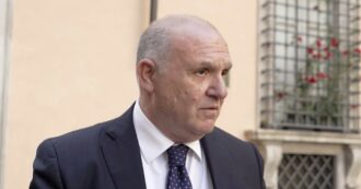Copertina di La gara tra banche per i conti dei deputati: davanti Montecitorio la filiale di Banco Bpm