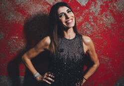 Copertina di Giorgia: “A Sanremo 2025 torno perché la canzone ha deciso per me. Per la conduzione di X Factor mi do 6, ma voglio continuare a fare tv. I giovani artisti di oggi? Dovrebbero rallentare per non farsi travolgere”