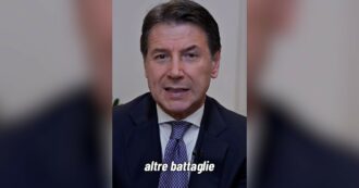 Copertina di M5s, Conte invita al voto e risponde a Grillo (senza citarlo): “Da tempo si è messo ai margini, si dimostra disinformato”