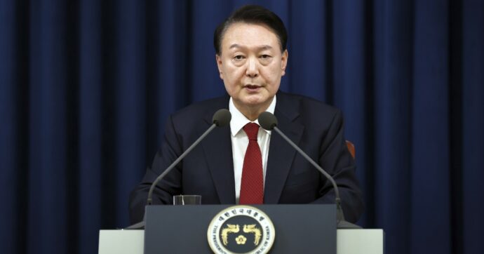 Sud Corea, ergastolo all’ex presidente Yoon Suk Yeol: “Cercò di instaurare una dittatura nel 2024”