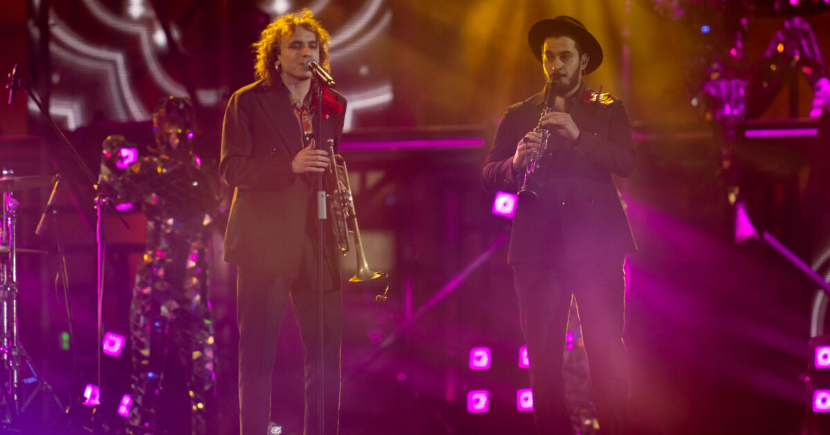 “Macabra non è la nostra esibizione, ma un mondo in cui si amazzano i bambini”: i Patagarri replicano alle polemiche per il Concertone