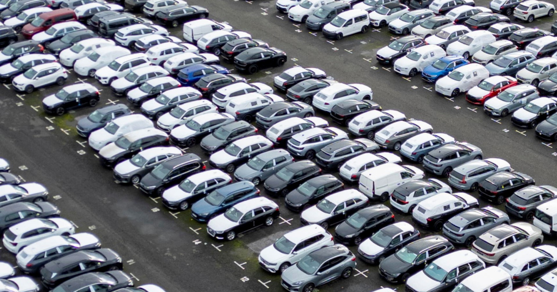 Dazi, l’Ue azzera quelli sull’industria Usa per ottenere la riduzione al 15% delle tariffe sulle auto Dazi, l’Ue azzera quelli sull’industria Usa per ottenere la riduzione al 15% delle tariffe sulle auto