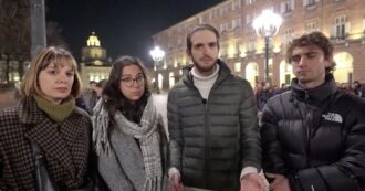 Copertina di Torino, studenti di medicina in piazza contro la riforma Bernini: “Dannoso aumentare gli iscritti senza pensare a tirocini e sostenibilità economica”