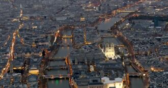 Copertina di Parigi, a 5 anni dall’incendio riapre la cattedrale di Notre-Dame: la diretta della cerimonia