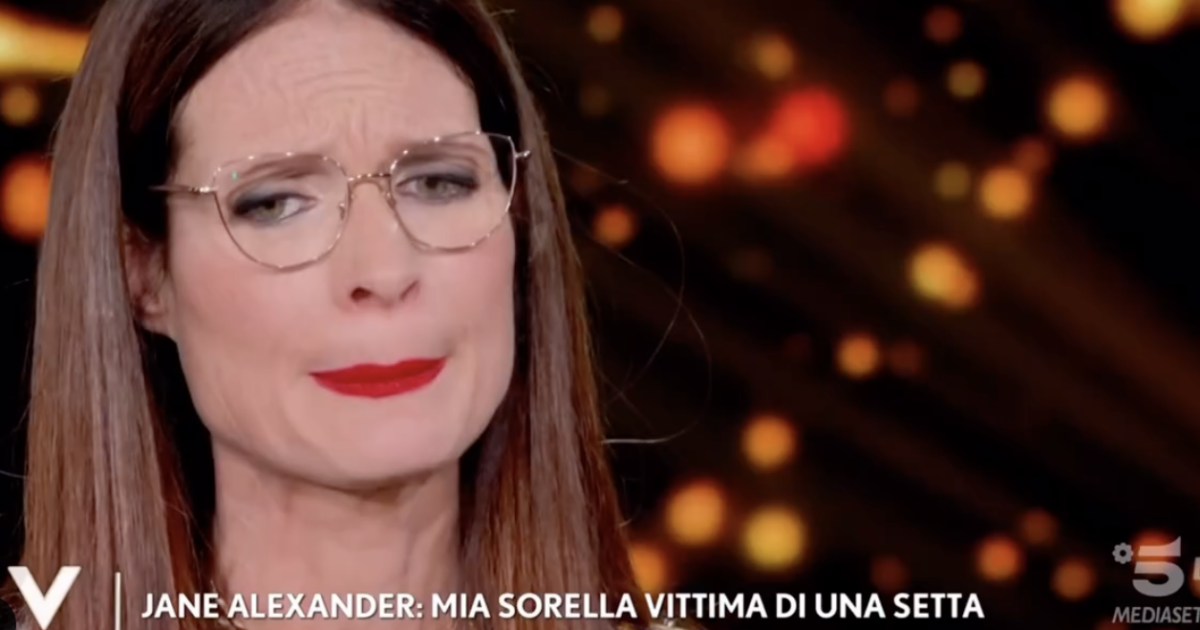 Jane Alexander piange a Verissimo: “Mia sorella è morta di cancro, entrò in una setta. La convinsero che gli alieni l’avrebbero guarita. Sono stata orribile”