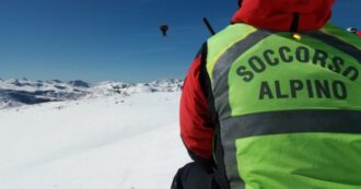 Copertina di Sciatori bloccati dal vento ad Alagna, la testimonianza: “C’era davvero bisogno aprire per forza gli impianti?”