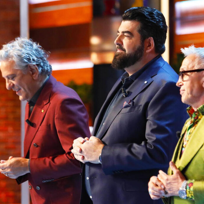 MasterChef Italia, cambiano tutte le regole nella nuova edizione. Bruno Barbieri, Antonino Cannavacciuolo e Giorgio Locatelli: “Siamo rimasti sorpresi anche noi”