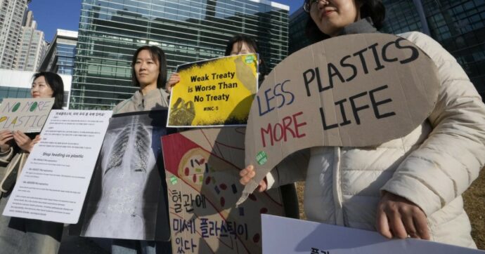 Dopo Baku, un altro bel fallimento globale alla conferenza sulla plastica. E ora?