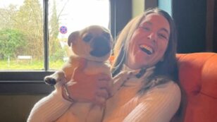 Copertina di Studente di criminologia uccide una donna in spiaggia: “Voleva capire cosa si prova a togliere la vita a qualcuno. L’ha lasciata morire dissanguata sulla sabbia”