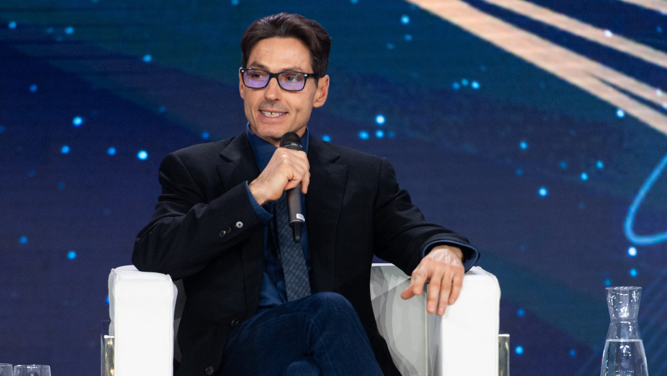 Evoluzione a Mediaset: “Striscia la Notizia” parte a novembre, “Paperissima” su Italia1 e si sperimenta in estate con “La ruota della fortuna” e “Sarabanda” Evoluzione a Mediaset: “Striscia la Notizia” parte a novembre, “Paperissima” su Italia1 e si sperimenta in estate con “La ruota della fortuna” e “Sarabanda”