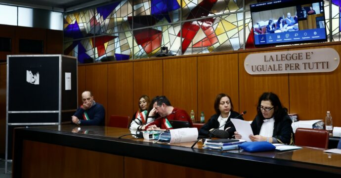 Processo Regeni, un teste su uno degli 007 imputati: “Disse: ‘Lo abbiamo fatto a pezzi, distrutto'”
