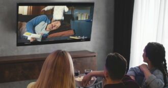 Copertina di La pubblicità vale 1.000 Mld. Nello stagno italiano vince “l’anomalia B.”