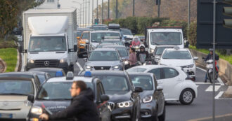 Copertina di Aumenta ancora il costo della Rc auto (+ 7,2% in ottobre). L’Ivass: “Sistema bonus/malus obsoleto, va cambiato”