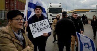 Copertina di Israele prepara la stretta sulle ong estere: la nuova legge modifica i visti per gli operatori umanitari. Onu: “A rischio il nostro lavoro”