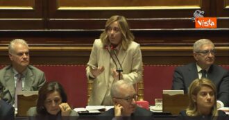 Meloni fa il verso ai parlamentari che la criticano in Aula sul decreto Caivano: "Eo, eo anche no"