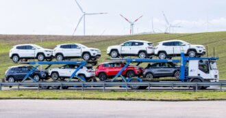 Copertina di Perché Peugeot e Renault alzano i prezzi delle termiche
