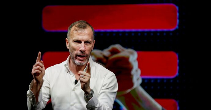 Sparkle, il Mef presenta l’offerta da 700 mln a Tim