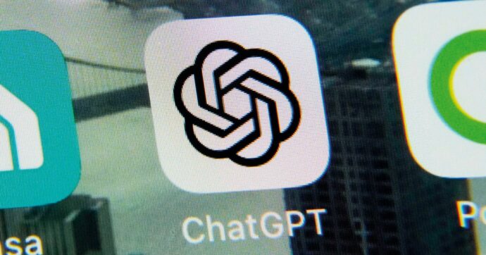 Copertina di Chatgpt,  15 milioni da Garante Privacy