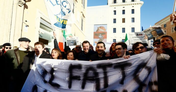 Copertina di Salvini assolto, ma attacca: “Processo costato milioni”. I penalisti: “Toghe hanno tratti eversivi”. L’Anm si difende: la sentenza dimostra l’autonomia dei giudici
