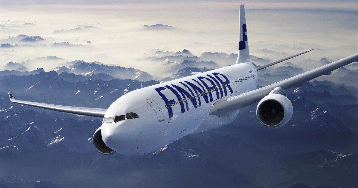 Volo Finnair Helsinki Roma torna indietro un’ora e mezza dopo il decollo: crepa sul finestrino della cabina di pilotaggio