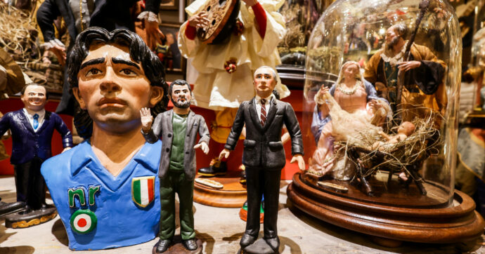 Capodanno senza botto a Napoli. Crollo delle prenotazioni del 50%. Ma la propaganda del sindaco dice il contrario. Fiato alle trombe cominciano i festeggiamenti