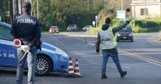 Copertina di Festività natalizie, pranzi, apertivi e nuovo Codice della strada: cosa posso bere senza rischiare il ritiro della patente? Cosa c’è da sapere