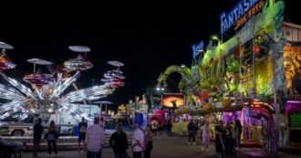 Copertina di Ancona, dimessa dall’ospedale la ragazza sbalzata dalla giostra al Luna park: sequestrata l’area. Il sindaco: “Sconcertato, verificheremo”