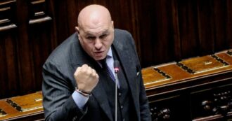 Copertina di Crosetto fa l’“hater”: la destra ha problemi seri con chi la critica