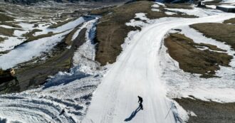 Copertina di Piste al sole: neve trasportata e sci di notte