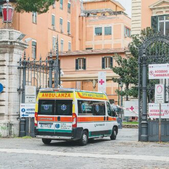 Copertina di Le mani di Rocca sulle Asl laziali: i direttori li decide il suo factotum