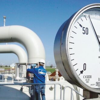 Copertina di Bollette, la beffa “vulnerabili”: i colossi in guerra col governo