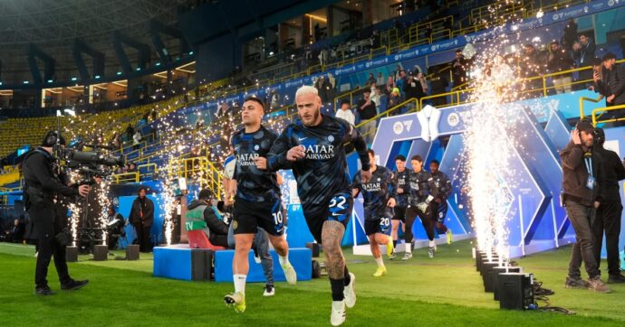 Inter-Atalanta nel silenzio: allo stadio di Riad spazi vuoti e zero tifo durante la semifinale di Supercoppa | le motivazioni