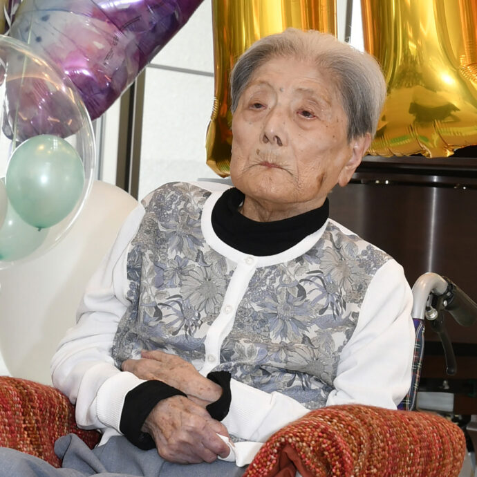 È morta la donna più anziana del mondo: Tomiko Itooka aveva 116 anni. Il primato passa alla suora brasiliana Inah Canabarro Lucas