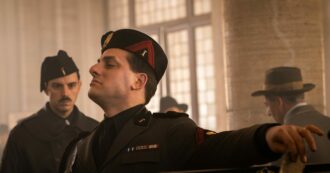 Copertina di Un “discorso alla Nazione” di ‘Benito Mussolini’ a reti (quasi) unificate: la promozione della serie M. Il Figlio del Secolo è senza precedenti
