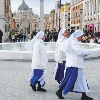 Copertina di “Troppi ritardi sul Giubileo”. I giudici bocciano Gualtieri