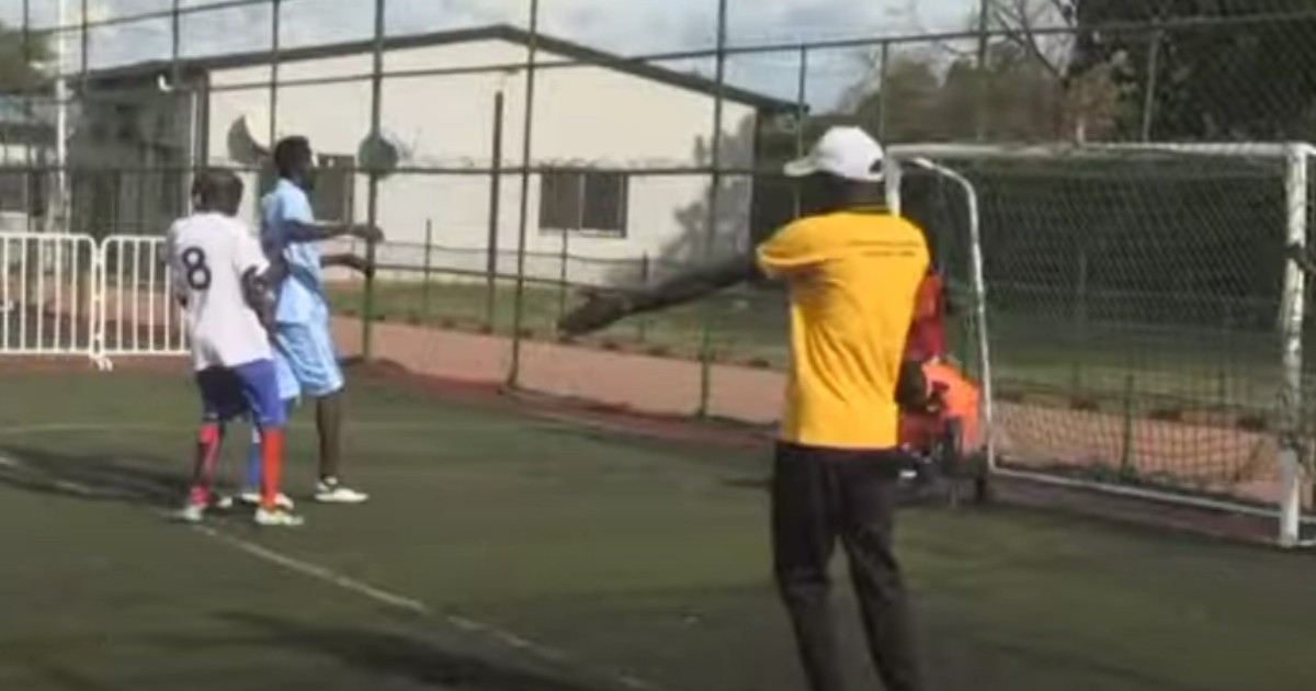 L’incredibile esperimento della Blind Premier League, il campionato di calcio per non vedenti del Sud Sudan