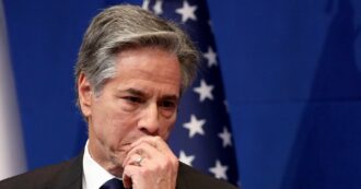 Copertina di Ora Blinken confessa: “Armi a Kiev già a settembre e a dicembre 2021”