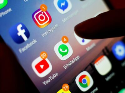 Copertina di Meta e la censura, il professor Benedetto Ponti: “Così più spazi di espressione. In Ue si è andati oltre: il compito spetta ai giudici”