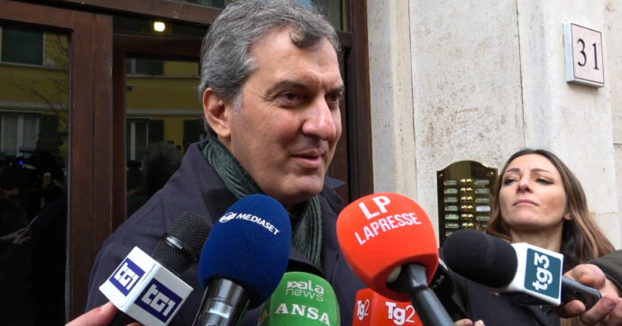 Maturità 2026, la prima prova monopolizzata da Calabresi e Husmann: il 42% degli studenti ha scelto loro. Malissimo Pavese