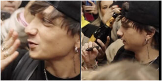 Copertina di “Sono tornato a casa”: il neo papà Ultimo sbarca a Roma con la compagna Jacqueline e il piccolo Enea. Gli abbracci dei fan all’aeroporto – IL VIDEO