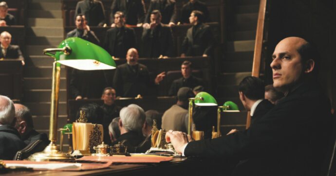 “M”, Guerri: “Un duce ossessionato dal fallo, un samurai e il finto pericolo nero”