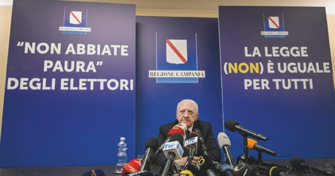 De Luca contro Elly & Giorgia: “Mi candido, altro che dimissioni”