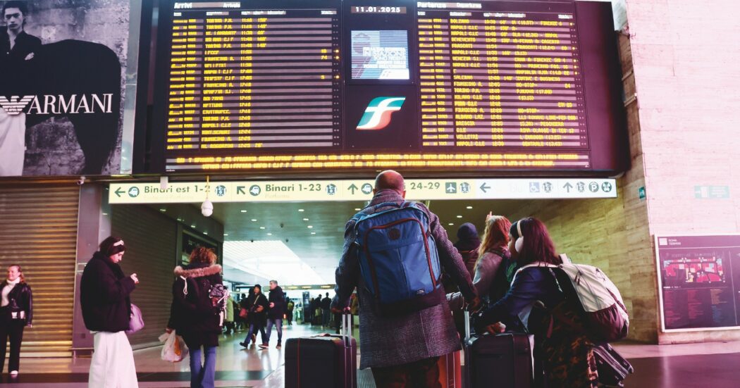 Caos treni: ancora disagi sull’alta velocità Roma-Napoli, ritardi fino a 90 minuti e deviazioni