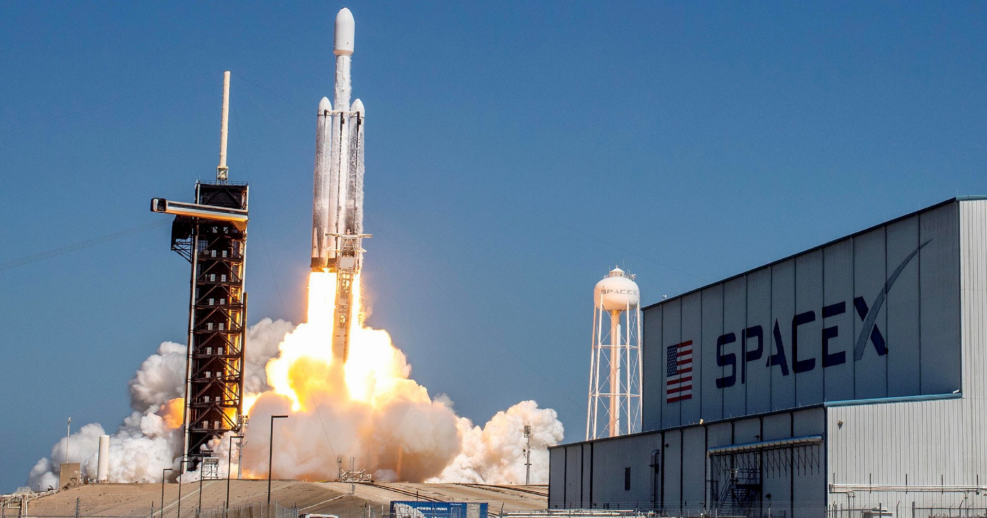 Trump pronto a tagliare del 25% i finanziamenti alla Nasa: a rischio la stazione lunare Gateway e i campionamenti di Marte Trump pronto a tagliare del 25% i finanziamenti alla Nasa: a rischio la stazione lunare Gateway e i campionamenti di Marte