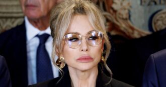 Copertina di Marina Berlusconi: “Trump? Spero che gli Usa non abbiano ora un presidente che ambisce a rottamare l’Occidente”