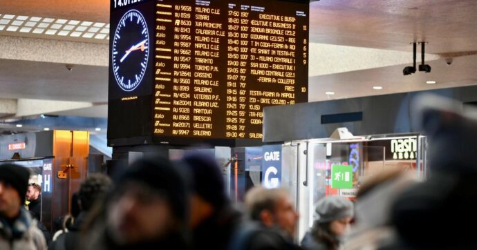 Guasto a Termini e disagi al Sud: treni vanno ancora in tilt. Salvini diserta il Parlamento