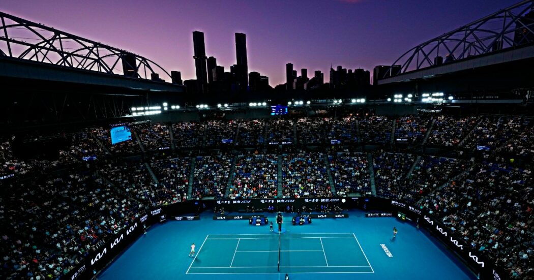 https://st.ilfattoquotidiano.it/wp-content/uploads/2025/01/15/australian-open-1050x551.jpg