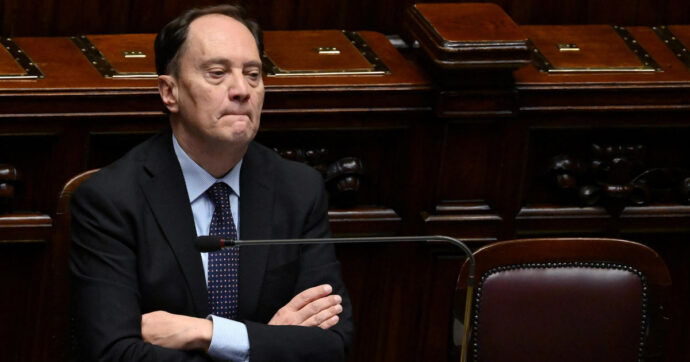 Salvini accredita i sospetti e incolpa scioperi e sinistra