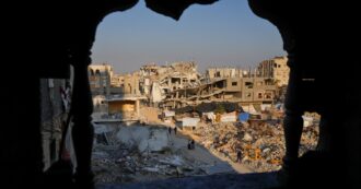 Copertina di “Scarceratelo!”. L’appello di Amnesty per il direttore dell’ospedale Kamal Adwan di Gaza