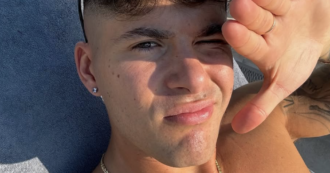 “Se fai sesso con la tipa e sbagli qualcosa, probabilmente farà un TikTok in cui ti prenderà in giro. Dovremmo parlarci di più”: lo sfogo di Ale Della Giusta